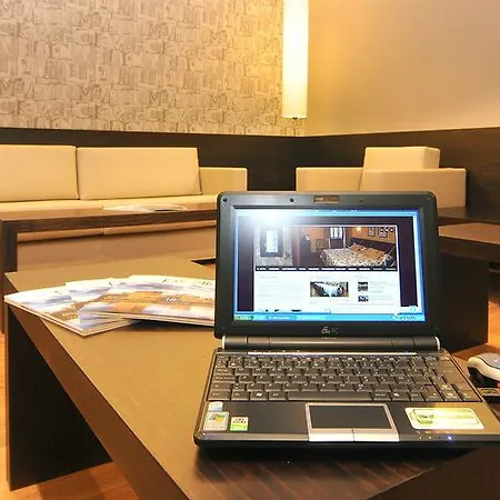 罗萨利亚加斯卓诺米考乡村民宿酒店 酒店
